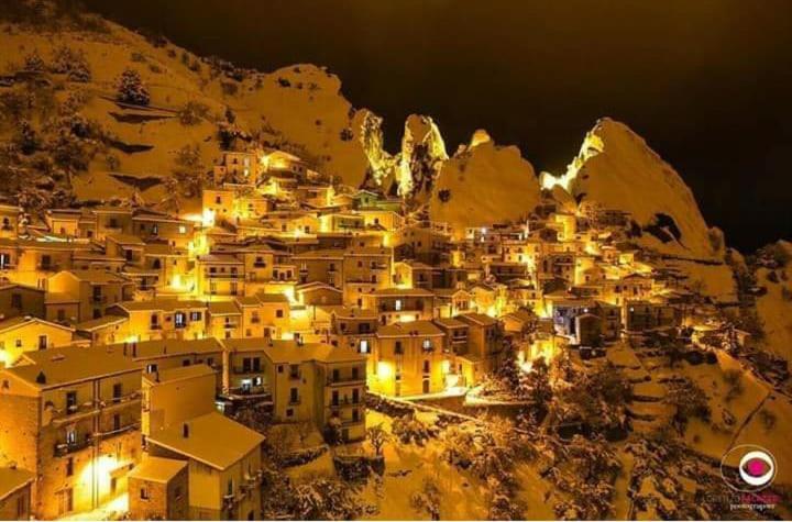 Il Gelsomino Bed and Breakfast Castelmezzano Eksteriør billede